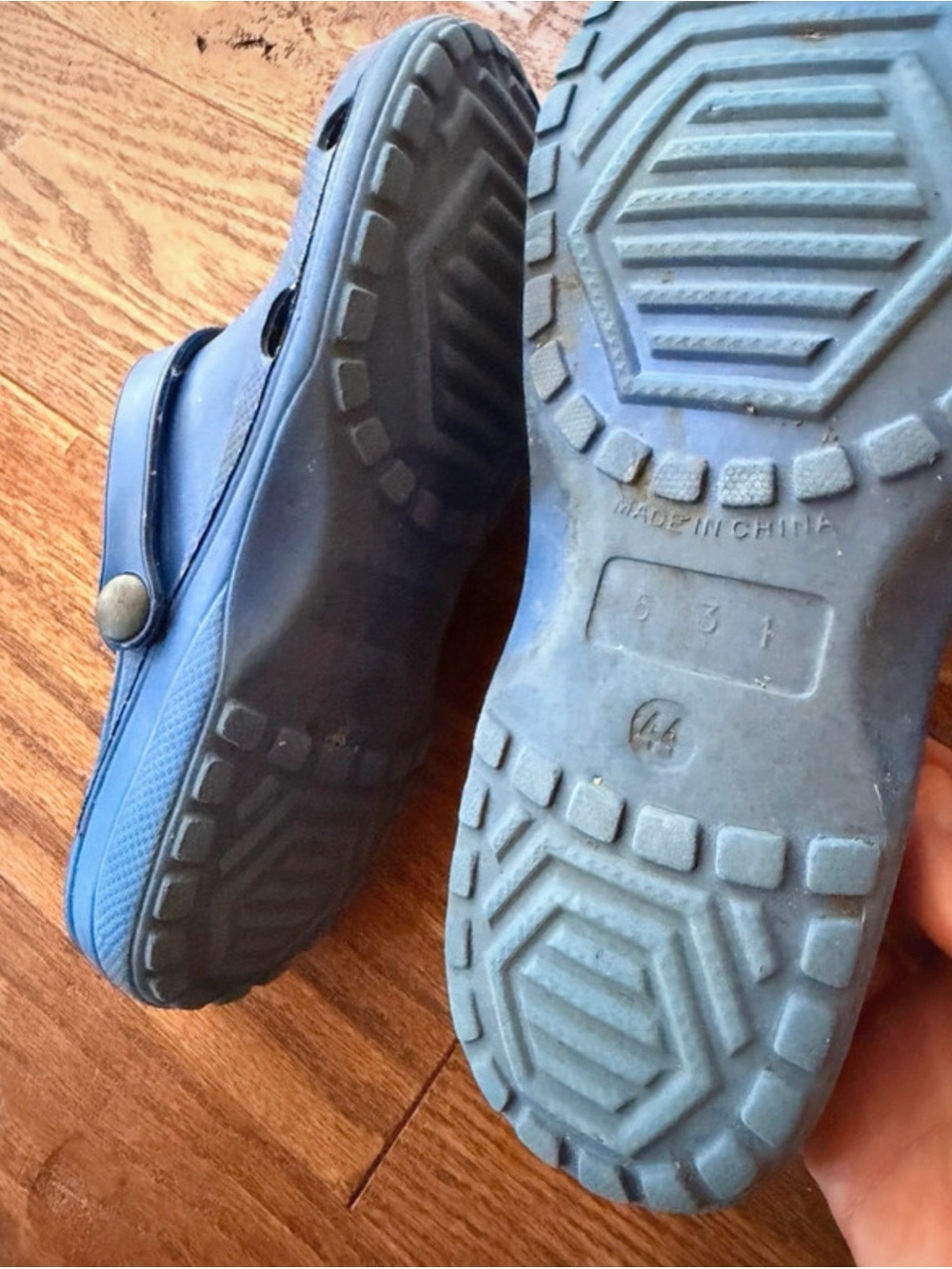 Men’s Blue Clog Sandals - Comfortable Slip-On - Picture 4 of 4